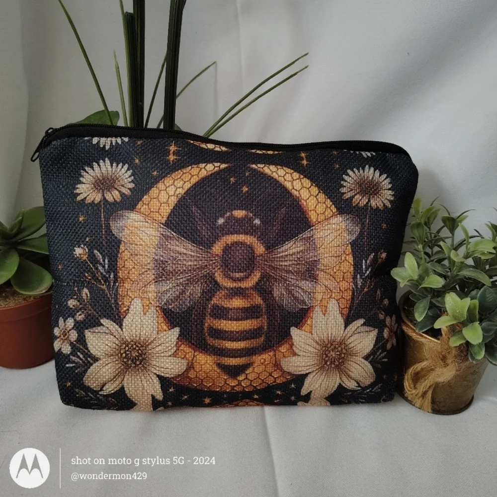 NWT Bee Design Black and Gold Women's Bag